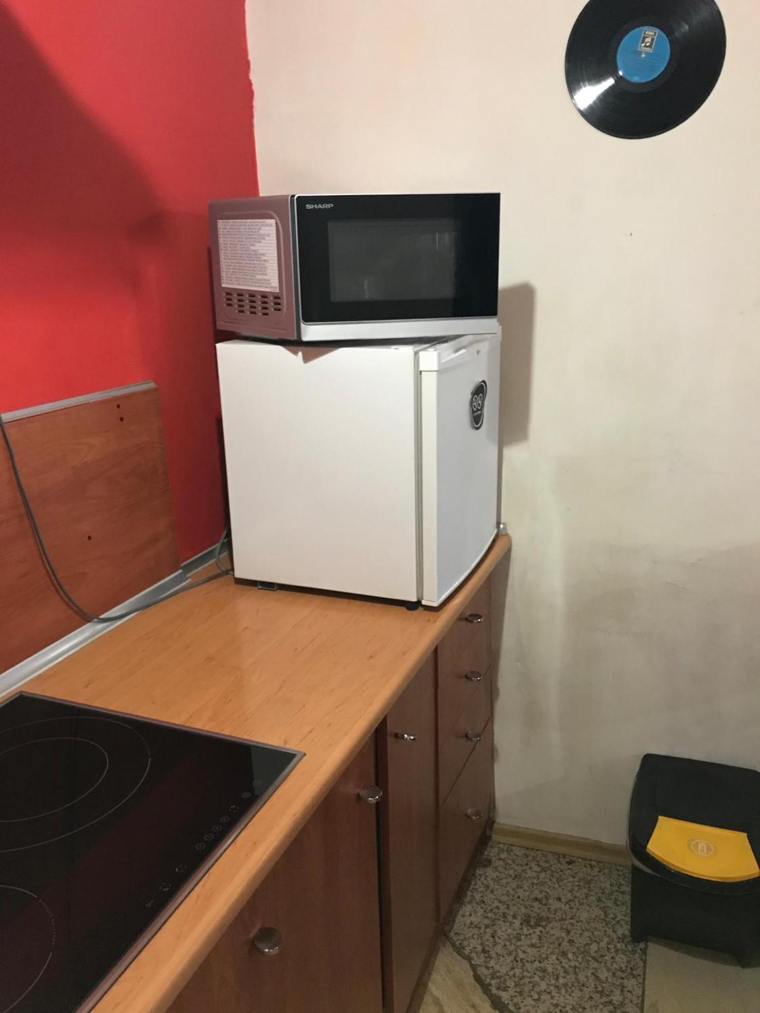 ウッチStudio Red And Whiteアパートメント エクステリア 写真